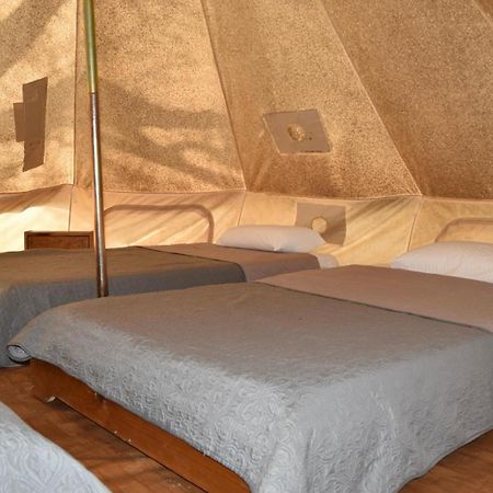 Camping Oliana Exterior photo