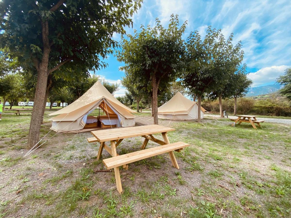 Camping Oliana Exterior photo