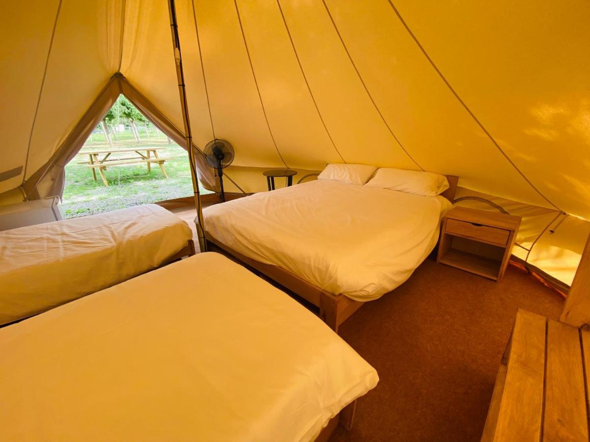 Camping Oliana Exterior photo