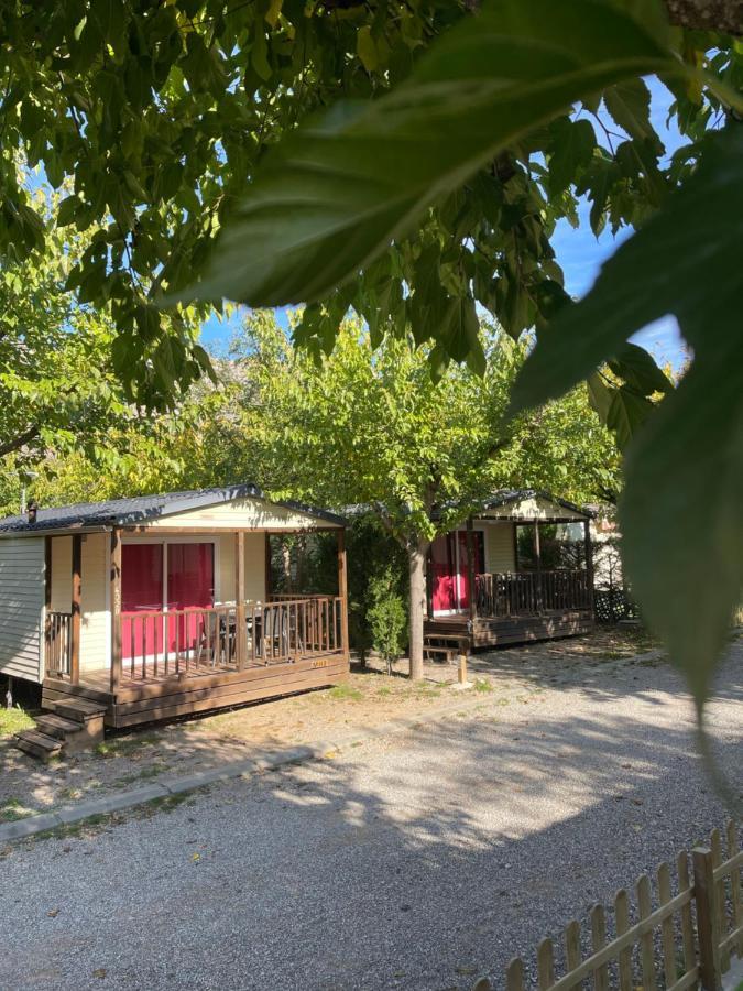 Camping Oliana Exterior photo