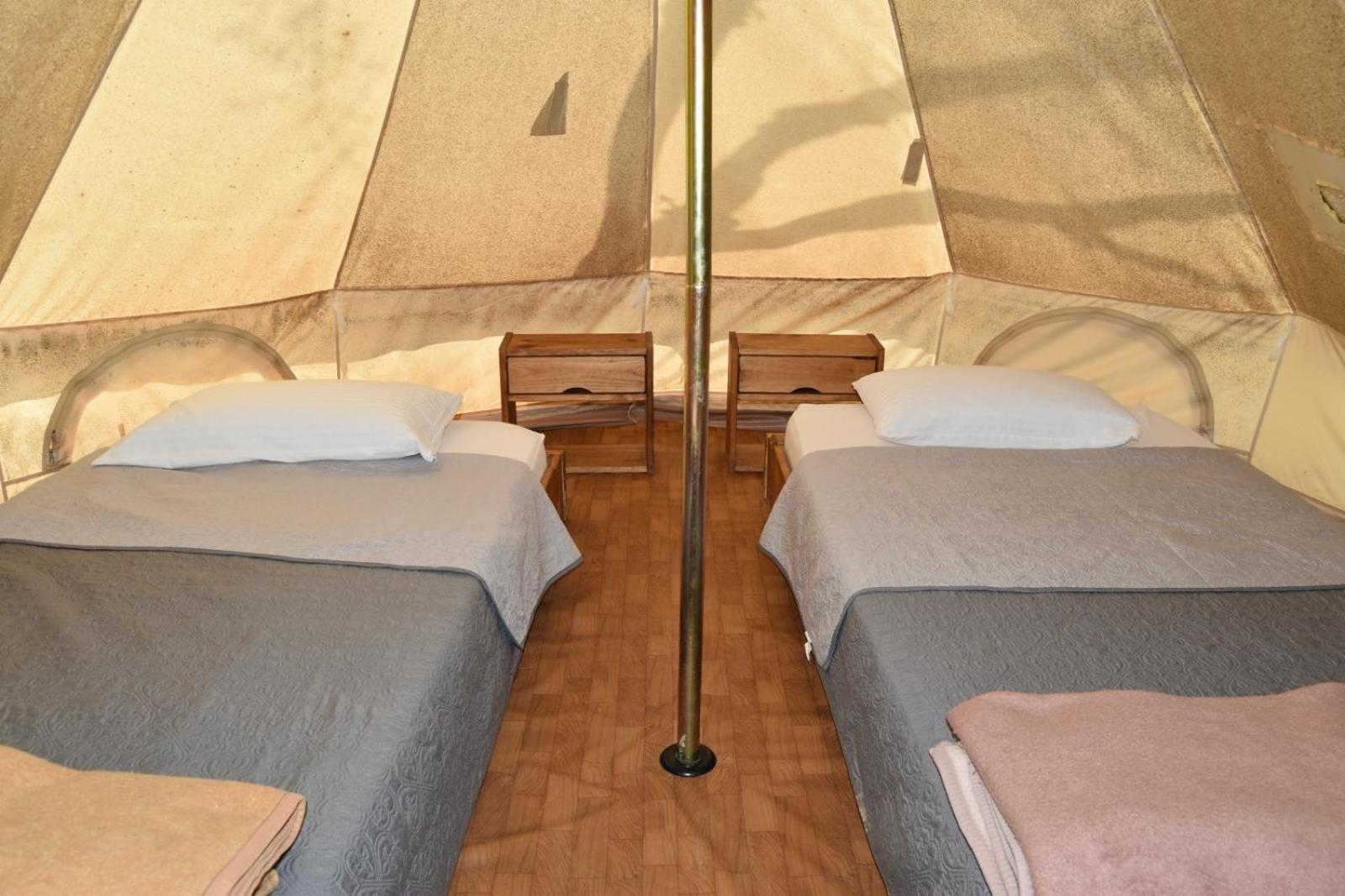 Camping Oliana Exterior photo