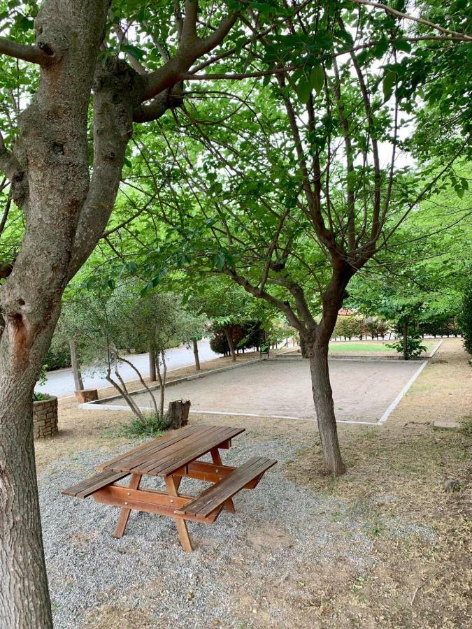 Camping Oliana Exterior photo